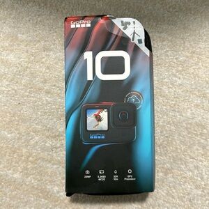 GoPro Hero10 Special bundle in Black NEVER BEEN USED